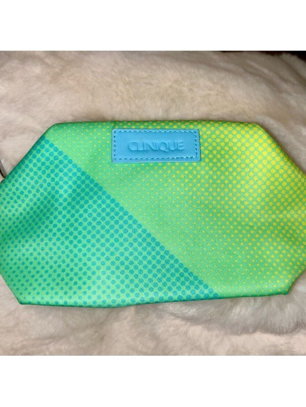 NWOT Clinique Turquoise and Lime Polka Dot Cosmetic Pouch